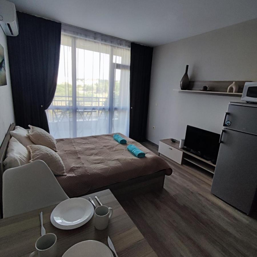 Sorrento Sole Mare - Apartments By The Beach Sveti Vlas Εξωτερικό φωτογραφία