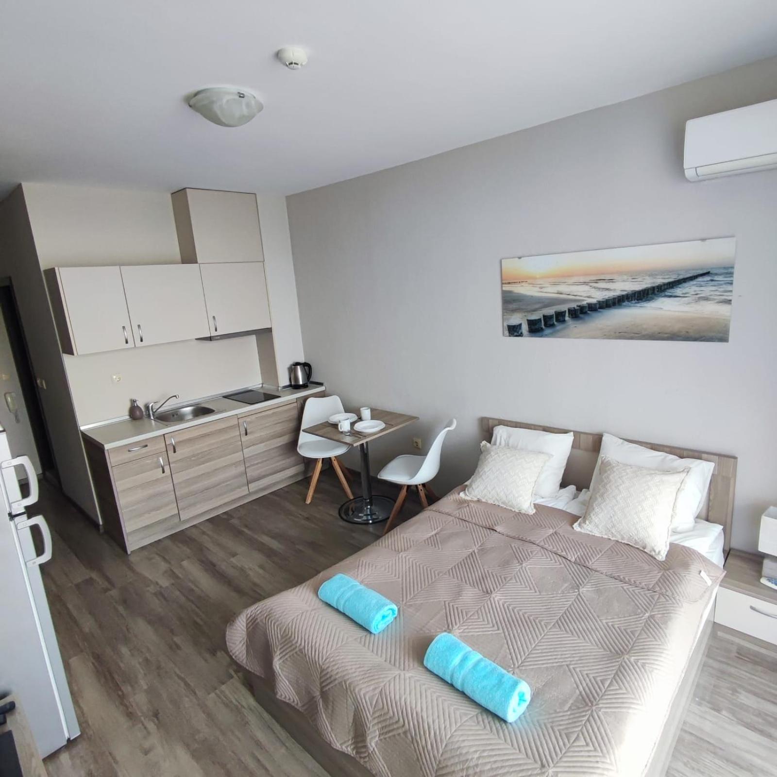 Sorrento Sole Mare - Apartments By The Beach Sveti Vlas Εξωτερικό φωτογραφία